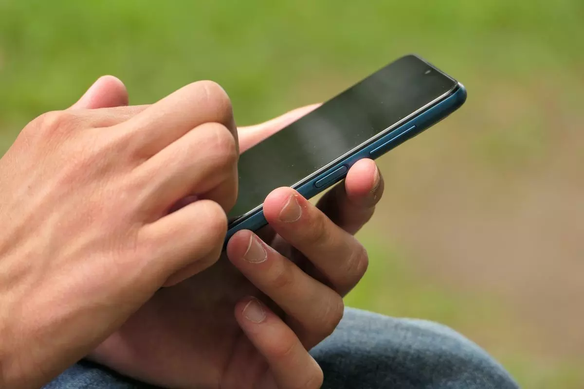Someone holding a cell Phone